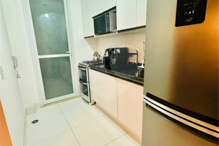 Apartamento à venda com 3 quartos, sendo 1 suíte,  em Vila Andrade, São Paulo, SP