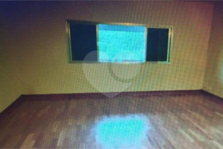 Casa à venda com 4 quartos, sendo 3 suítes,  em Vila Maria, Itapetininga, SP