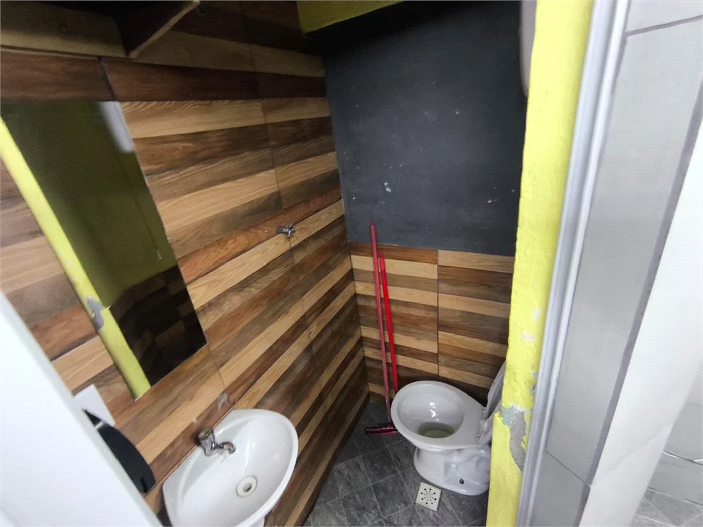 Sobrado à venda com 2 quartos, sendo 1 suíte, em Jardim Jamaica, São Paulo, SP
