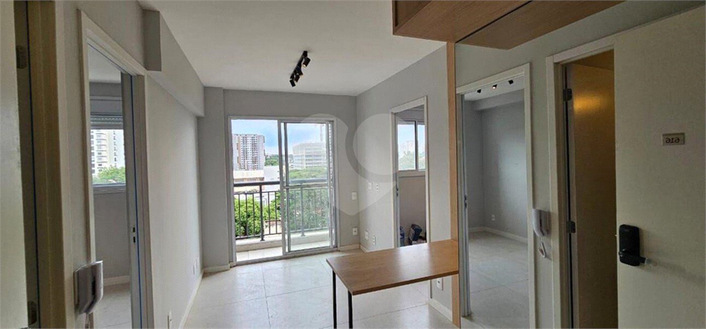 Apartamento à venda com 2 quartos em Indianópolis, São Paulo, SP
