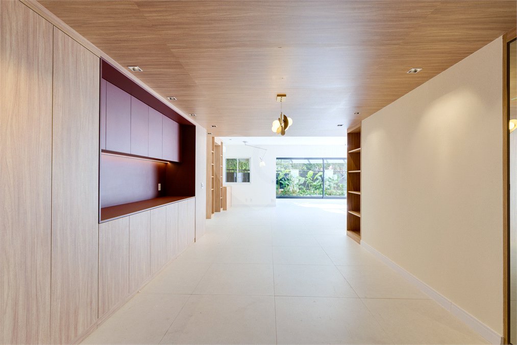 Apartamento à venda com 3 suítes em Chácara Santo Antônio, São Paulo, SP