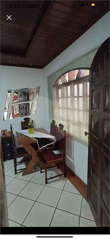 Sobrado à venda com 2 quartos, sendo 1 suíte, em Jardim Monte Cristo, Suzano, SP
