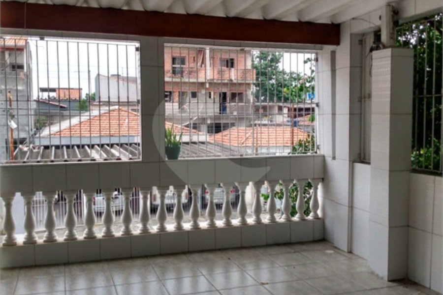 Sobrado à venda com 4 quartos, sendo 1 suíte,  em Parque Edu Chaves, São Paulo, SP