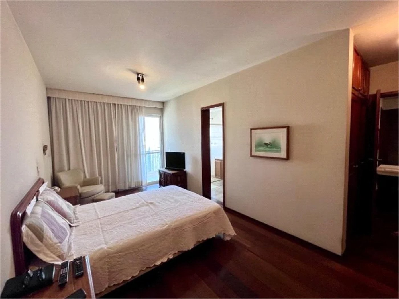 Apartamento à venda com 4 quartos, sendo 2 suítes, em Vila Suzana, São Paulo, SP