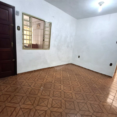 Casa à venda com 4 quartos em Vila dos Minérios, São Paulo, SP