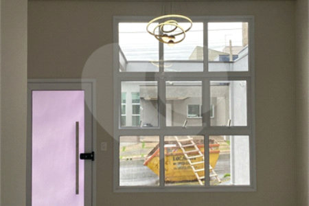 Casa Térrea à venda com 3 quartos, sendo 1 suíte,  em Jardim Sevilha, Indaiatuba, SP