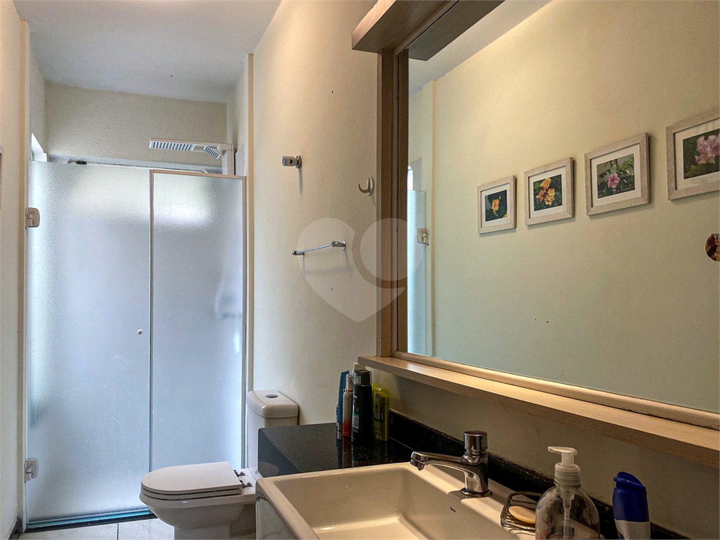 Casa à venda com 5 quartos, sendo 3 suítes, em Brooklin, São Paulo, SP