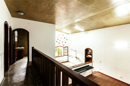 Casa à venda com 4 quartos, sendo 1 suíte, em Jardim das Bandeiras, São Paulo, SP