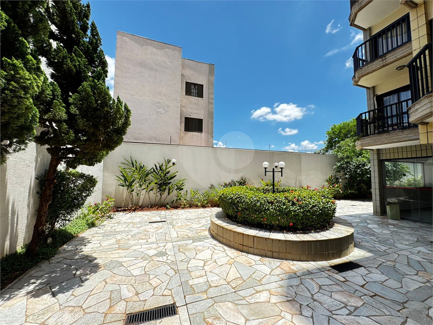 Apartamento à venda com 3 quartos, sendo 1 suíte, em Jardim Sumaré, Ribeirão Preto, SP