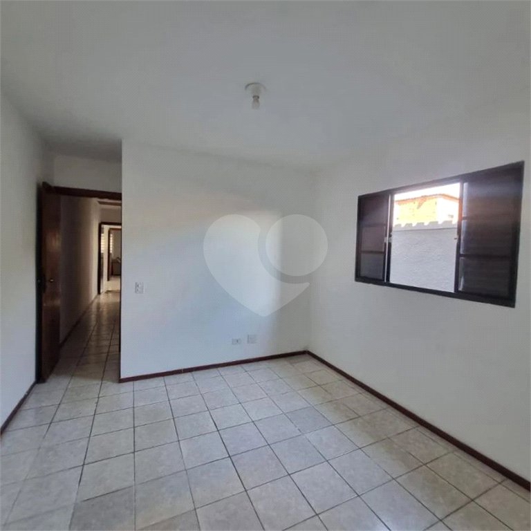 Casa à venda com 3 quartos, sendo 1 suíte, em Jardim Arpoador, São Paulo, SP