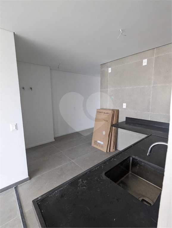Apartamento à venda com 3 quartos, sendo 2 suítes, em Jardim das Acácias, São Paulo, SP