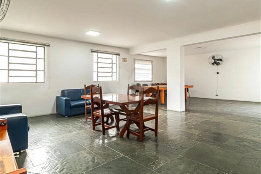 Apartamento à venda com 2 quartos em Aclimação, São Paulo, SP