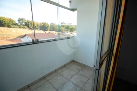 Apartamento à venda com 3 quartos, sendo 1 suíte, no Centro, São Roque, SP