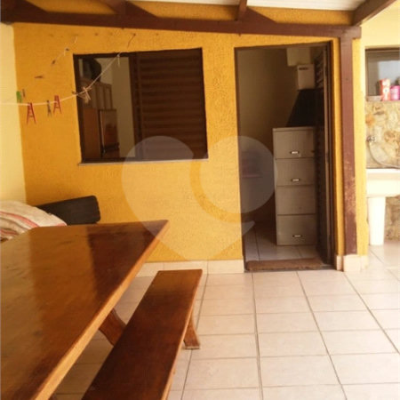 Sobrado à venda com 4 suítes em Vila Carrão, São Paulo, SP