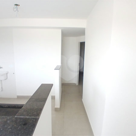 Apartamento à venda com 2 quartos em Vila dos Remédios, São Paulo, SP