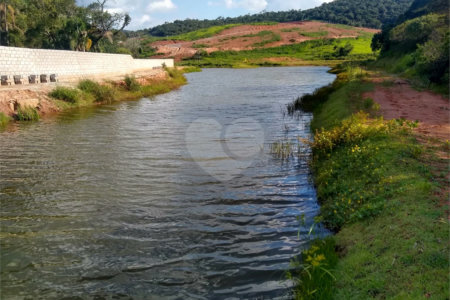Terreno à venda em Laranja Azeda, Atibaia, SP