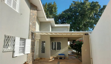 Casa à venda com 4 suítes em Jardim Londrina, São Paulo, SP
