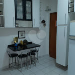 Apartamento à venda com 3 quartos, sendo 2 suítes, em Pinheiros, São Paulo, SP