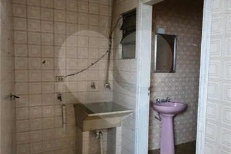 Sobrado à venda com 3 quartos em Várzea da Barra Funda, São Paulo, SP