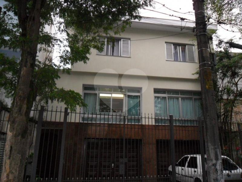 Sobrado à venda com 4 quartos, sendo 1 suíte, em Santana, São Paulo, SP