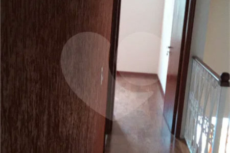 Sobrado amplo com 3 dormitorios e area de lazer a venda