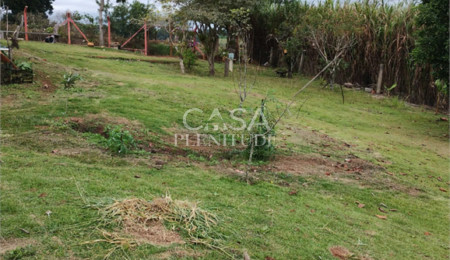 Chácara à venda com 3 quartos, sendo 1 suíte,  em Área Rural de Sarapuí, Sarapuí, SP