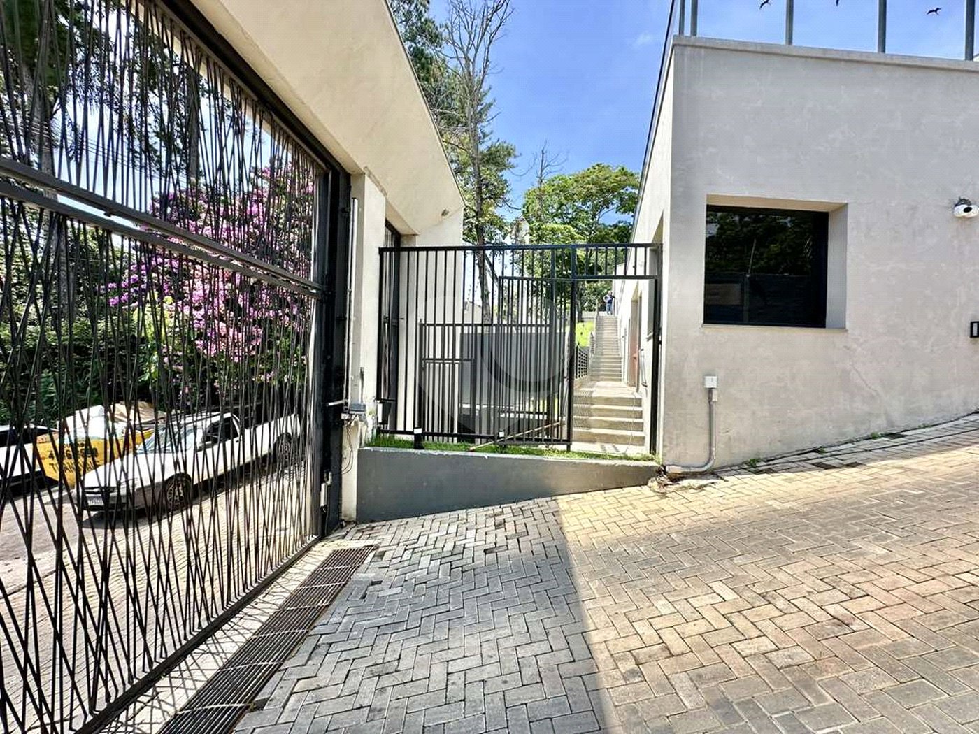 Casa à venda com 2 suítes no condomínio Gran Loft, Cotia - SP