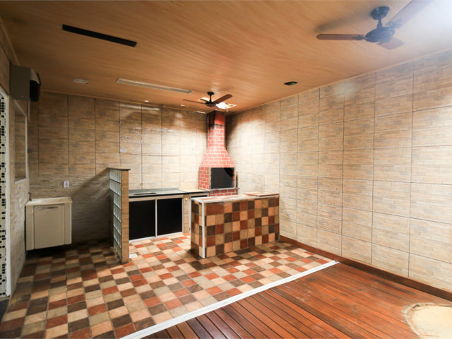 Casa à venda com 3 quartos, sendo 1 suíte,  no condomínio Village St. Louis, São Paulo - SP