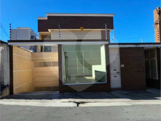 Casa à venda com 2 suítes no condomínio Residence Adelina, São Paulo - SP