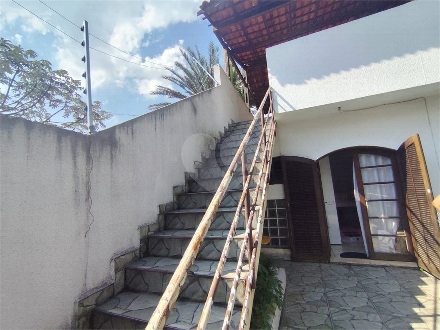 Sobrado à venda com 3 quartos, sendo 1 suíte, em Tremembé, São Paulo, SP