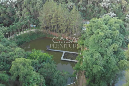 Casa à venda com 23 quartos, sendo 8 suítes,  em Taiaçupeba, Mogi das Cruzes, SP