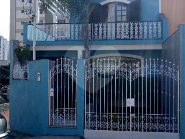 Sobrado à venda com 3 quartos, sendo 1 suíte,  em Tremembé, São Paulo, SP
