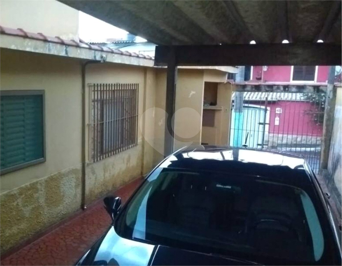 Casa à venda com 3 quartos em Jardim Indaiá, Poá, SP