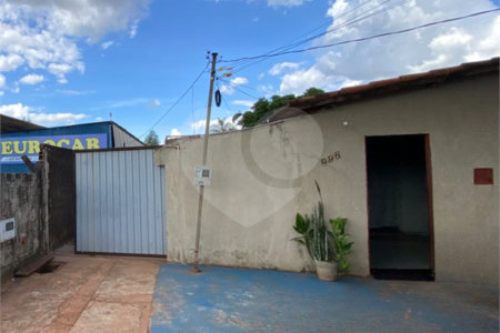 Casa à venda com 3 quartos em Vila Aquidabam, Ponta Porã, MS