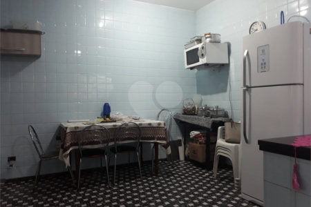Casa à venda com 3 quartos em Vila Flávio, Mogi das Cruzes, SP