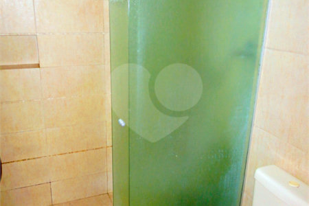 Casa à venda com 4 suítes no condomínio Estância Marambaia, Vinhedo - SP