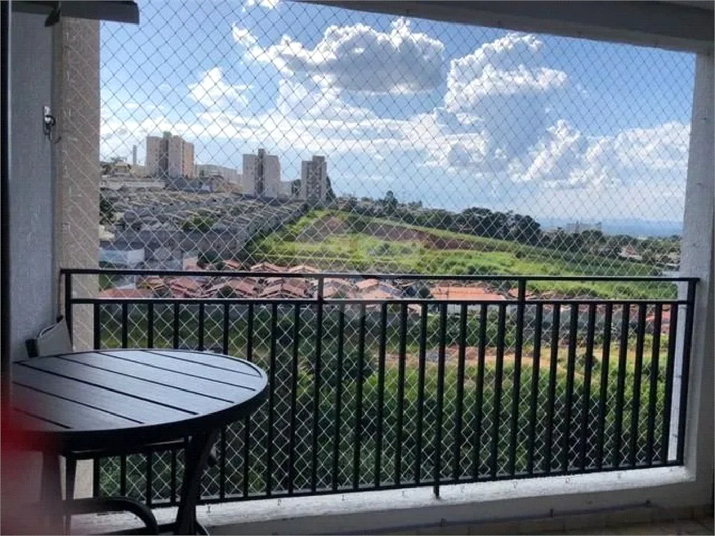Apartamento à venda com 2 quartos, sendo 1 suíte, em Bairro do Colonia, Jacareí, SP