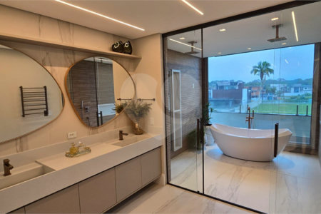 Casa à venda com 6 suítes no condomínio Riviera de São Lourenço, Bertioga - SP