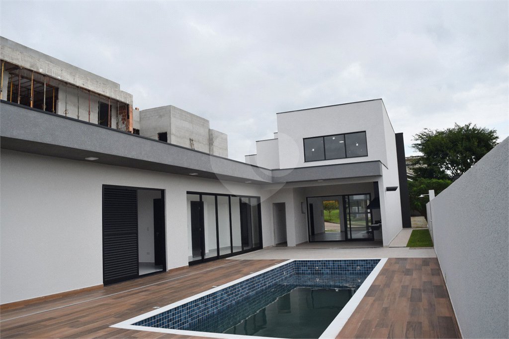 Casa à venda com 4 quartos, sendo 3 suítes, em Condomínio Residencial Reserva Ecológica Atibaia, Atibaia, SP