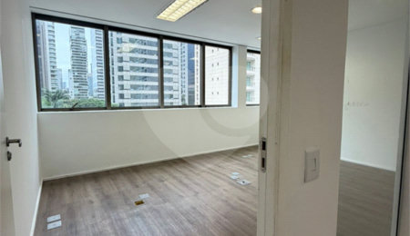 Sala à venda em Cidade Monções, São Paulo, SP