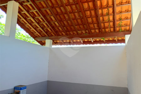 Casa Térrea à venda com 3 quartos em Guaxinduva, Atibaia, SP