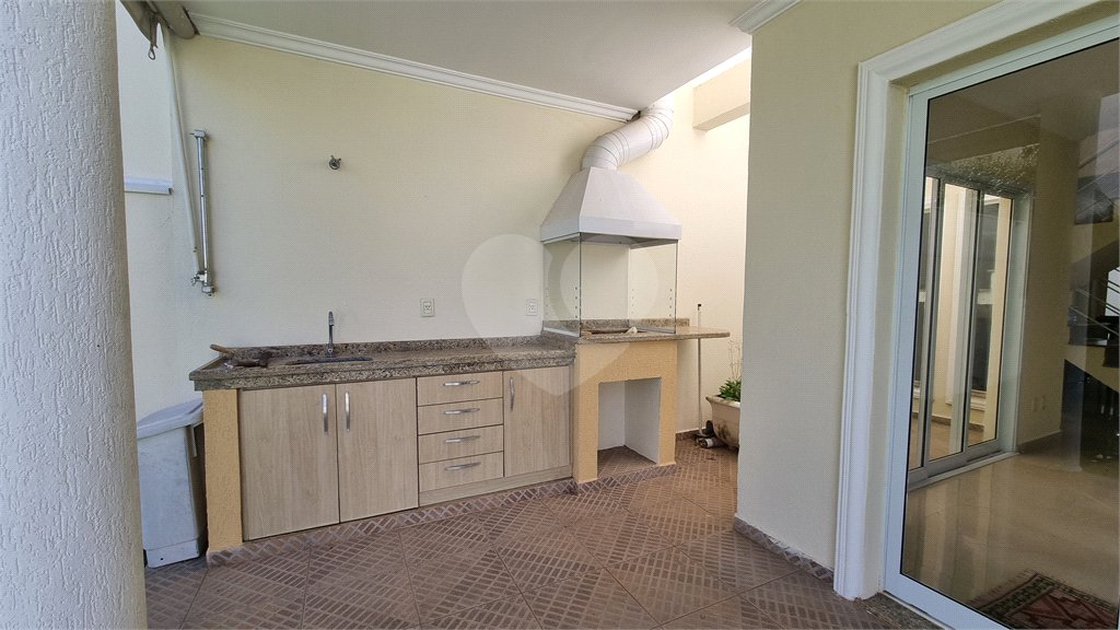 Casa à venda ou para alugar com 3 quartos, sendo 1 suíte,  no condomínio Residencial Villa dos Inglezes, Sorocaba - SP