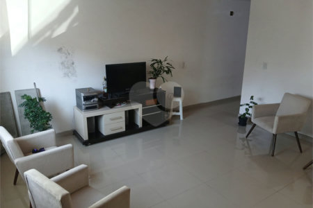 Casa à venda com 3 quartos, sendo 1 suíte,  em Mogi Moderno, Mogi das Cruzes, SP