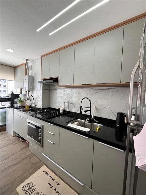 Apartamento à venda com 2 quartos, sendo 1 suíte,  em Vila Anastácio, São Paulo, SP
