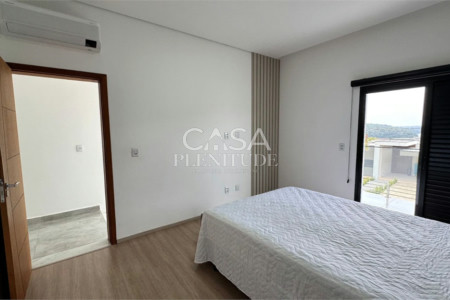 Casa em condomínio à venda ou para alugar com 5 quartos, sendo 3 suítes, no Centro, Piedade, SP
