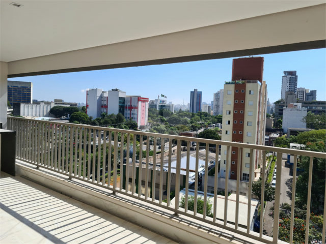 Apartamento à venda com 3 suítes em Vila Clementino, São Paulo, SP