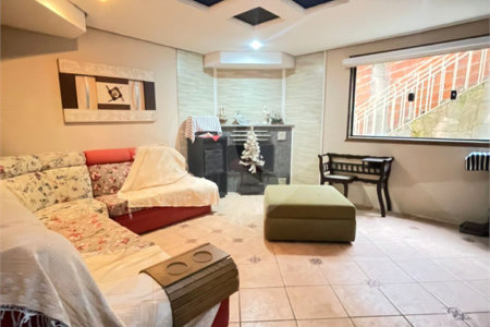 Casa à venda ou para alugar com 6 quartos, sendo 2 suítes, em Condomínio Portal dos Nobres, Atibaia, SP