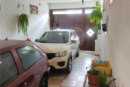 Sobrado à venda com 3 quartos, sendo 1 suíte, em Santo Amaro, São Paulo, SP