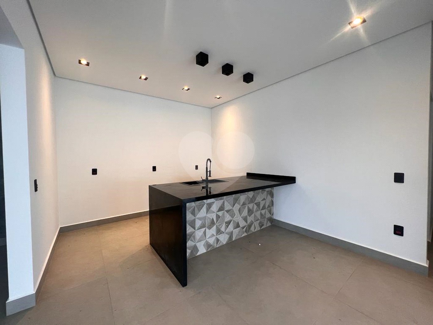 Casa à venda com 4 suítes em Condomínio Residencial Campos do Conde, Bragança Paulista, SP
