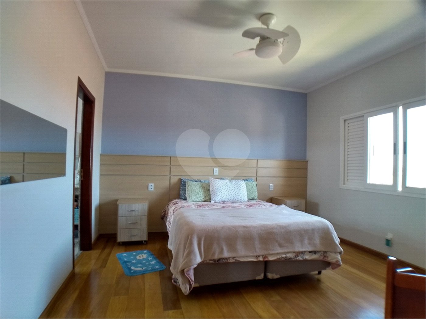 Casa à venda com 3 quartos, sendo 2 suítes,  no condomínio Vila Hípica I, Vinhedo - SP